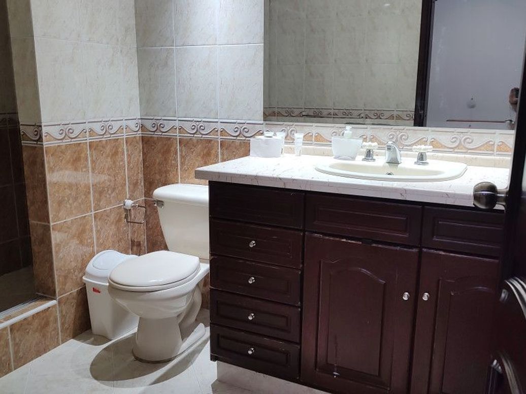 Casa de 4 alcobas en venta en Cedro Salazar, Bogotá, 219 m² · foto 20 de 20