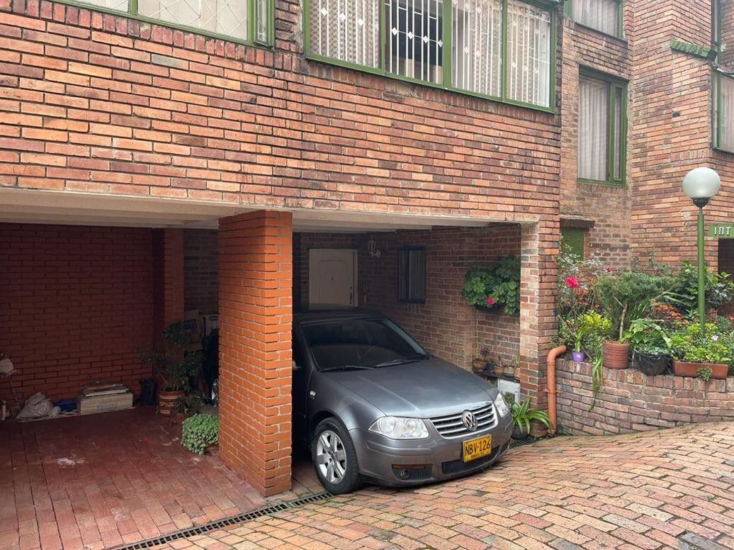 Casa de 3 alcobas en venta en Cedritos, Bogotá, 112 m² · foto 2 de 15
