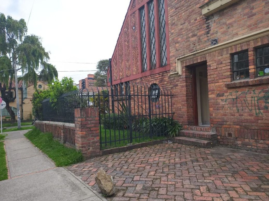 Casa en venta en Quinta Camacho, Bogotá · foto 8 de 20