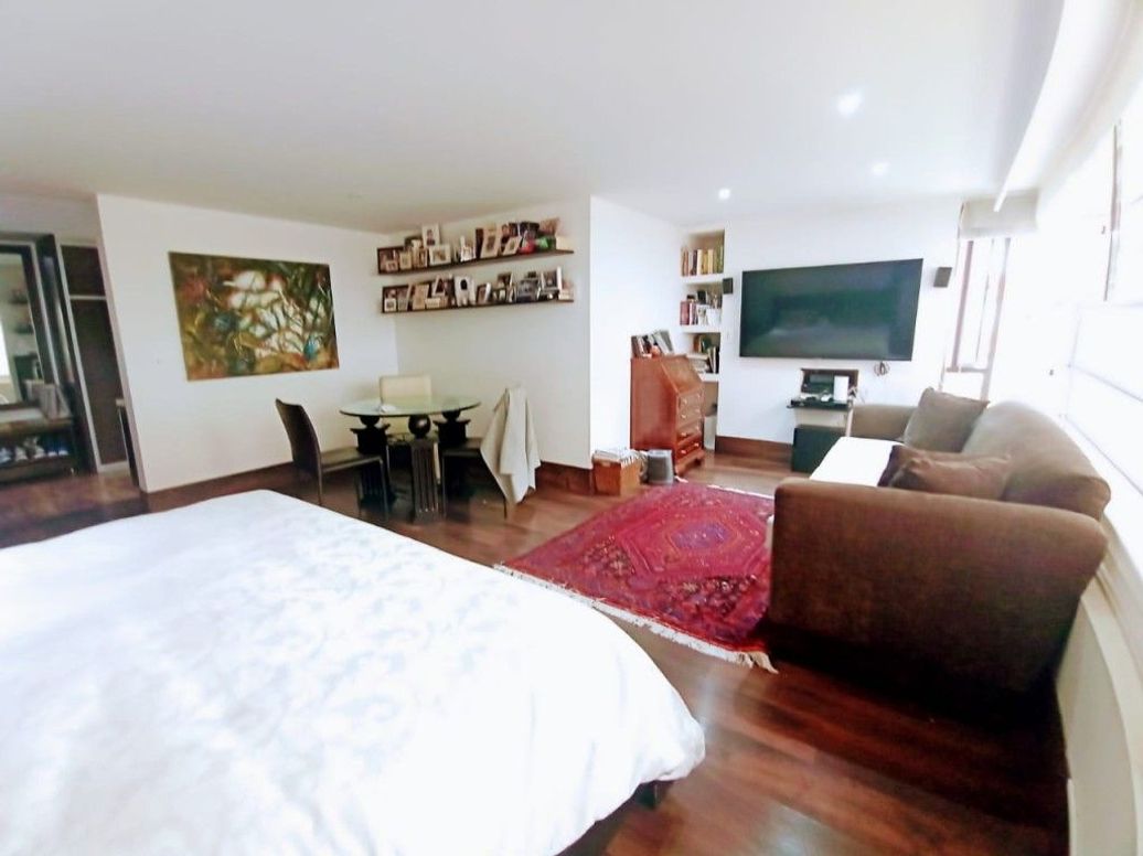 Apartamento de 3 alcobas en venta en Chico, Bogotá, 264 m² · foto 15 de 20