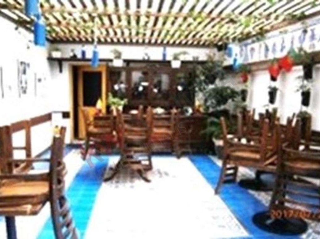 Casa de 5 alcobas en venta en Quinta Camacho, Bogotá, 616 m² · foto 10 de 15