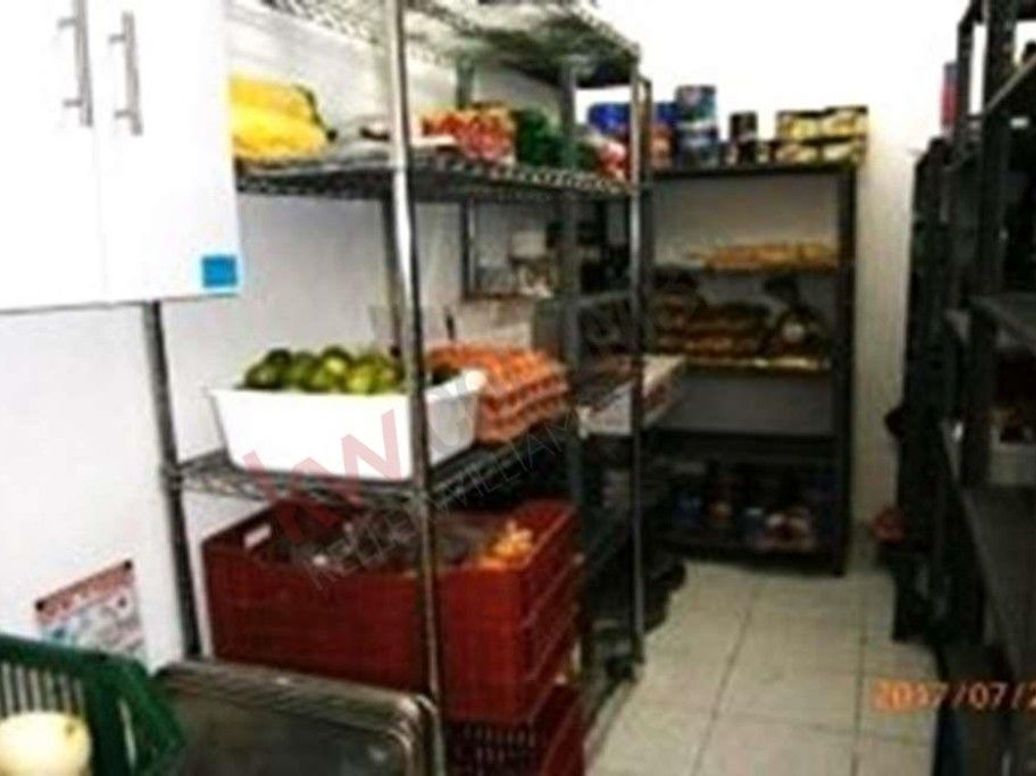 Casa de 5 alcobas en venta en Quinta Camacho, Bogotá, 616 m² · foto 14 de 15