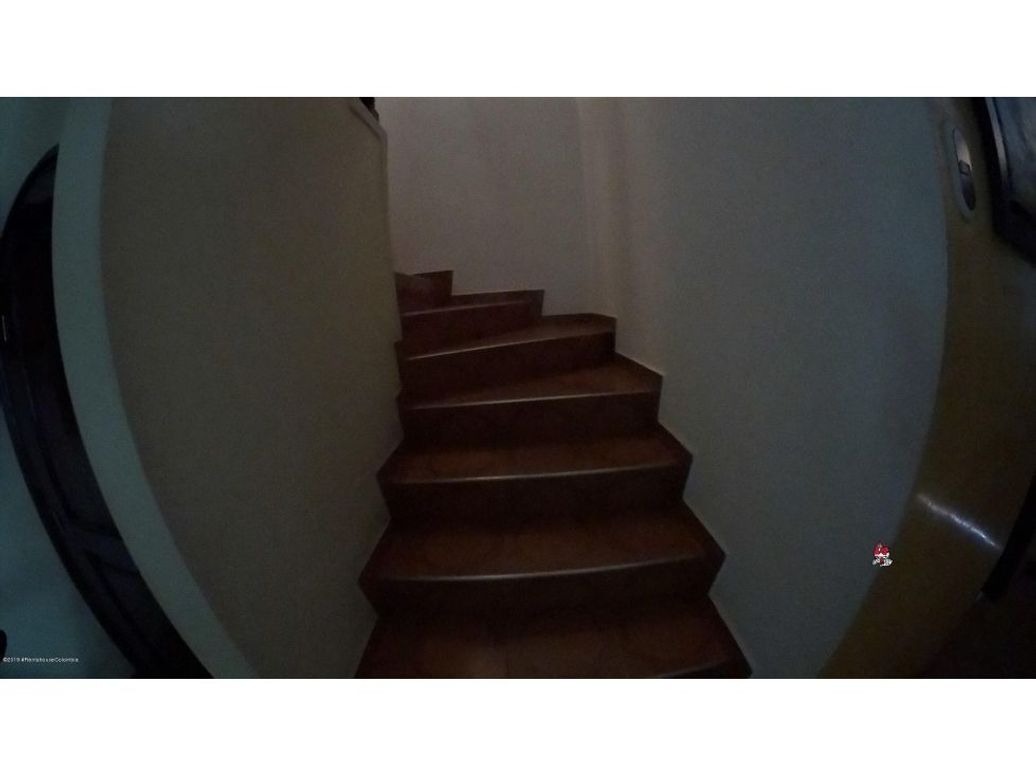 Casa de 5 alcobas en venta en Nicolas De Federman, Bogotá, 340 m² · foto 9 de 20