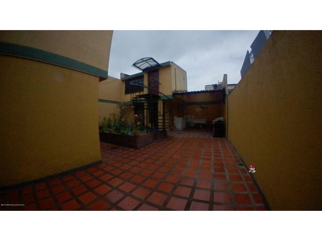 Casa de 5 alcobas en venta en Nicolas De Federman, Bogotá, 340 m² · foto 16 de 20
