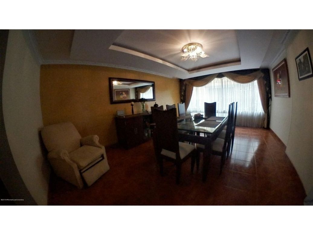 Casa de 5 alcobas en venta en Nicolas De Federman, Bogotá, 340 m² · foto 5 de 20