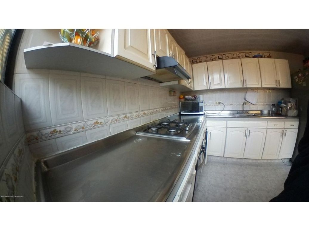 Casa de 5 alcobas en venta en Nicolas De Federman, Bogotá, 340 m² · foto 8 de 20