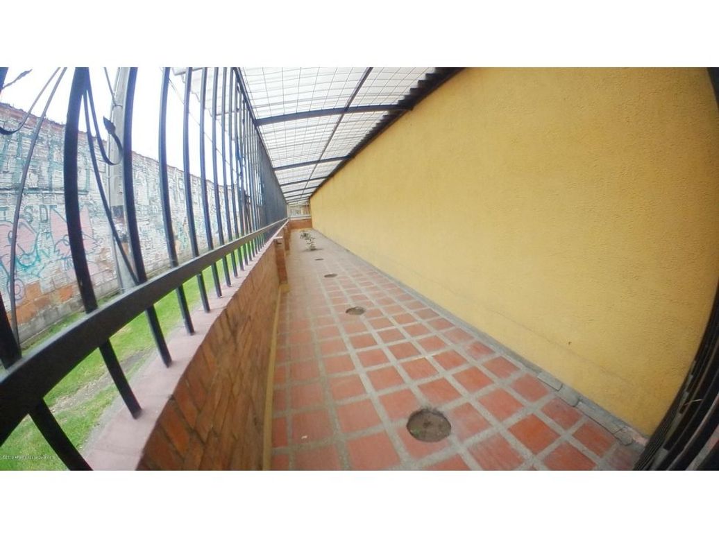 Casa de 5 alcobas en venta en Nicolas De Federman, Bogotá, 340 m² · foto 20 de 20
