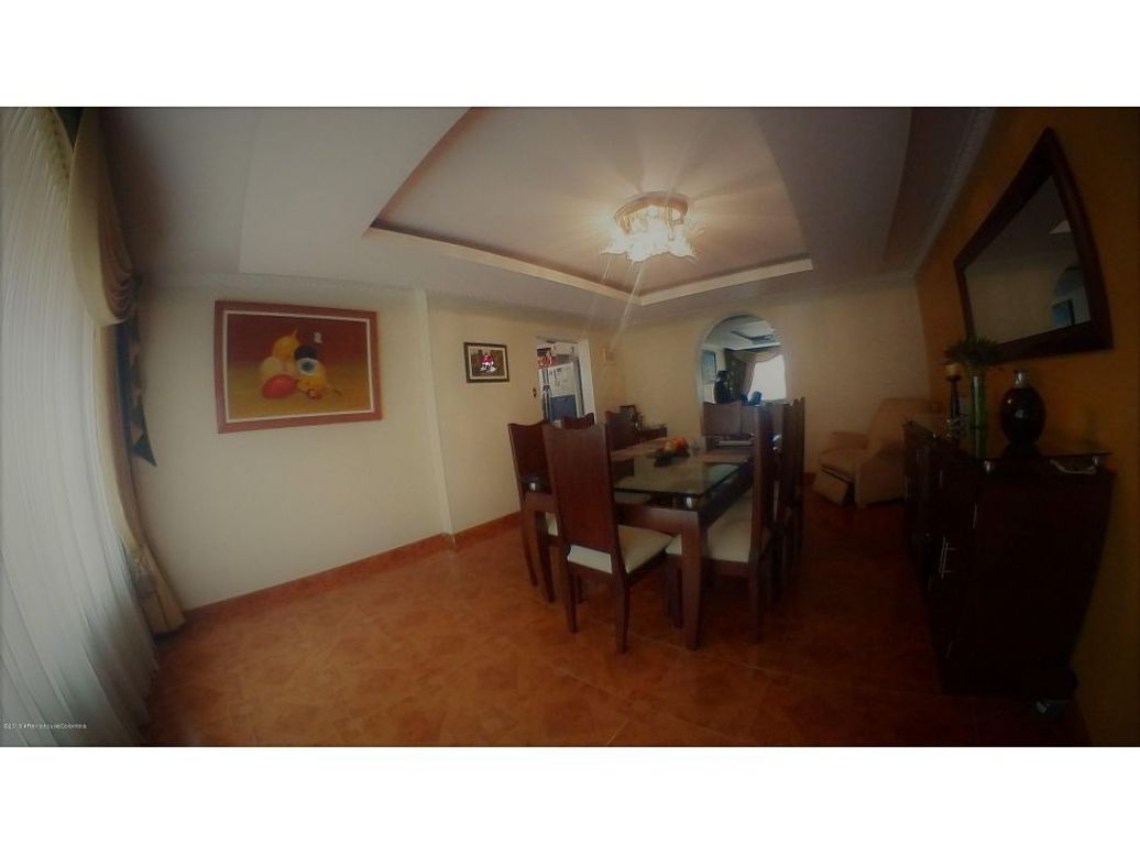 Casa de 5 alcobas en venta en Nicolas De Federman, Bogotá, 340 m² · foto 6 de 20