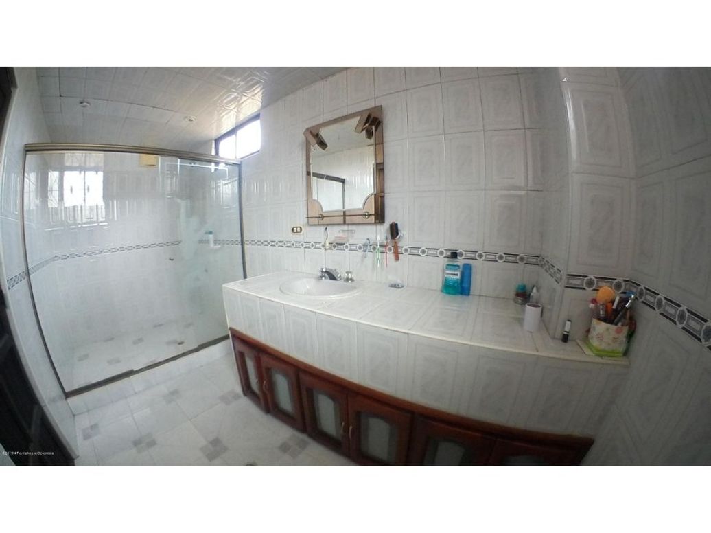 Casa de 5 alcobas en venta en Nicolas De Federman, Bogotá, 340 m² · foto 11 de 20