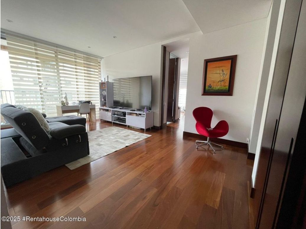 Apartamento de 4 alcobas en venta en Colinas De Suba, Bogotá, 279 m² · foto 11 de 20