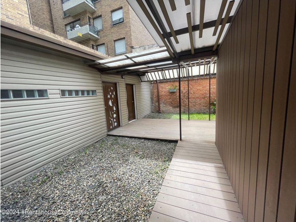 Casa de 5 alcobas en venta en Santa Barbara Alta, Bogotá, 260 m² · foto 17 de 20