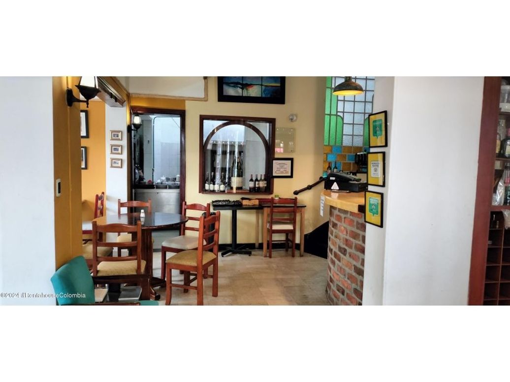 Casa de 4 alcobas en venta en La Magdalena, Bogotá, 320 m² · foto 9 de 20