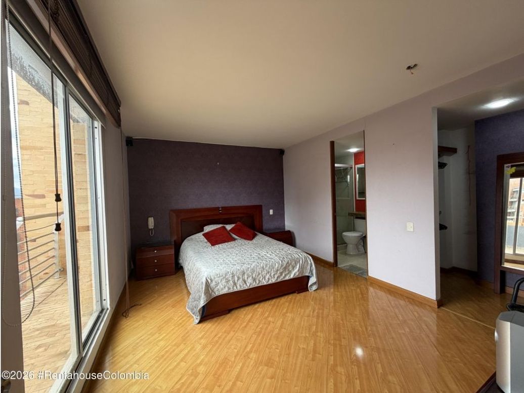 Apartamento de 4 alcobas en venta en Gratamira, Bogotá, 195 m² · foto 14 de 20