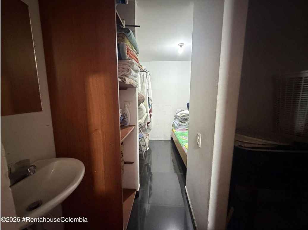 Apartamento de 4 alcobas en venta en Gratamira, Bogotá, 195 m² · foto 11 de 20