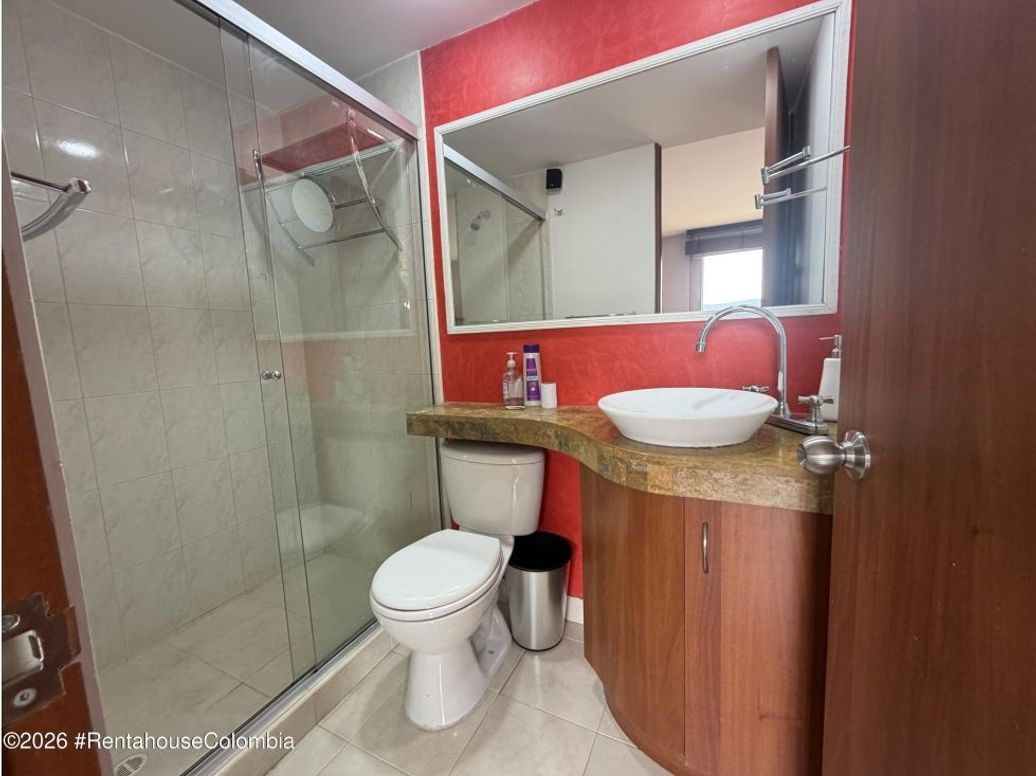 Apartamento de 4 alcobas en venta en Gratamira, Bogotá, 195 m² · foto 16 de 20