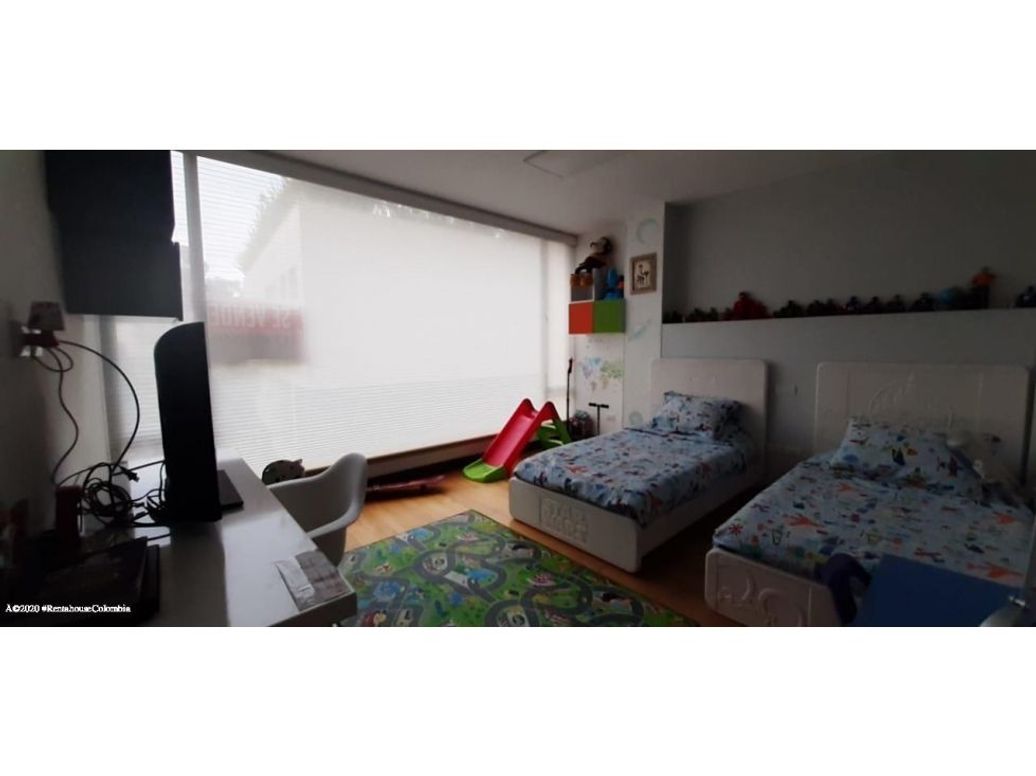 Casa de 4 alcobas en venta en Provenza, Bogotá, 290 m² · foto 13 de 20