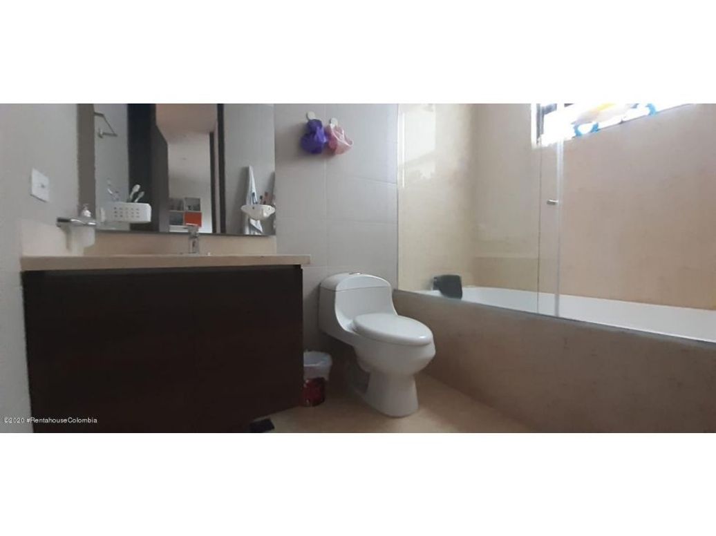 Casa de 4 alcobas en venta en Provenza, Bogotá, 290 m² · foto 19 de 20