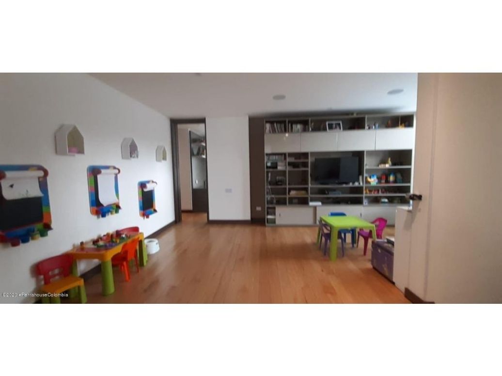 Casa de 4 alcobas en venta en Provenza, Bogotá, 290 m² · foto 11 de 20
