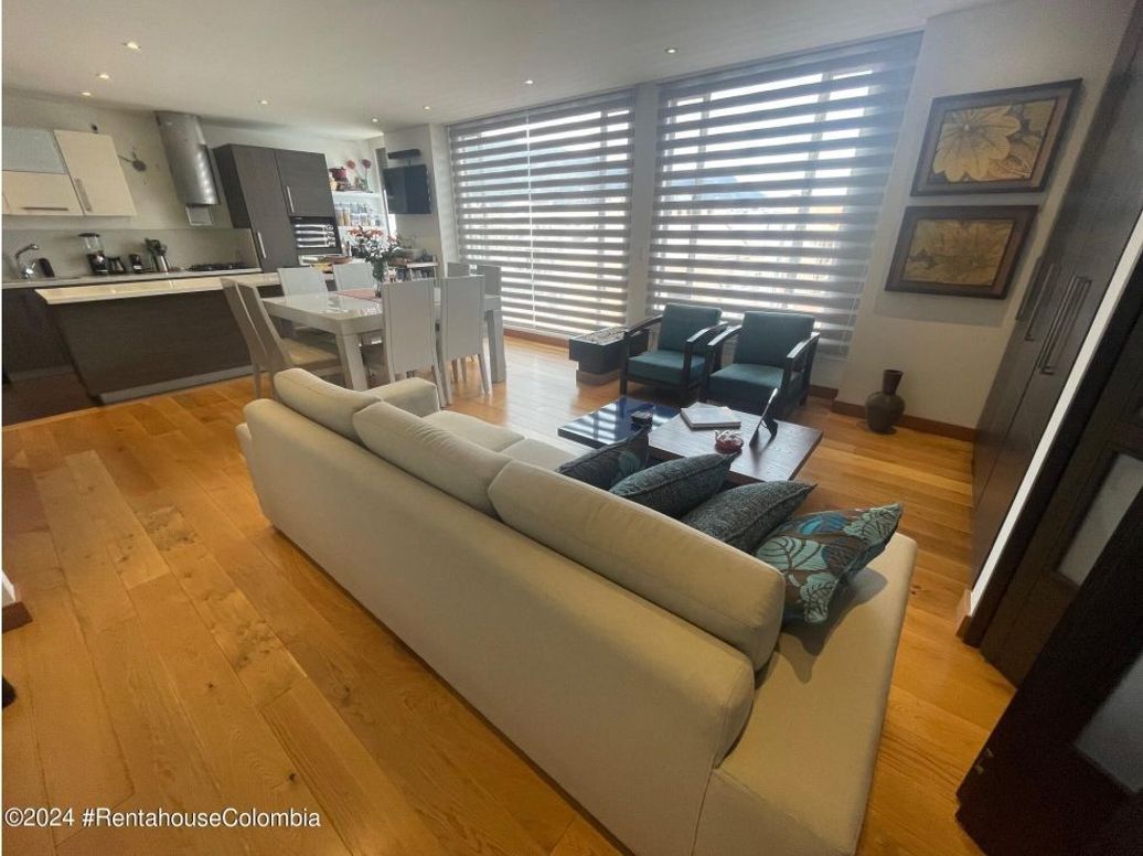 Apartamento de 2 alcobas en venta en Santa Paula, Bogotá, 160 m² · foto 6 de 20