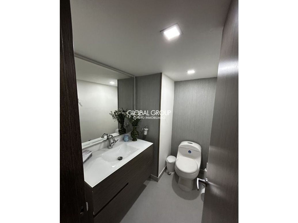 Apartamento de 3 alcobas en venta en Santa Barbara Central, Bogotá, 210 m² · foto 20 de 20