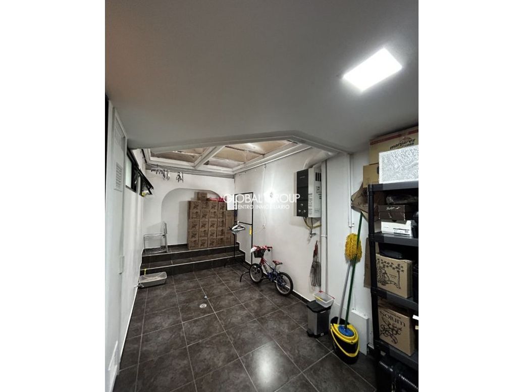 Apartamento de 3 alcobas en venta en Santa Barbara Central, Bogotá, 210 m² · foto 7 de 20