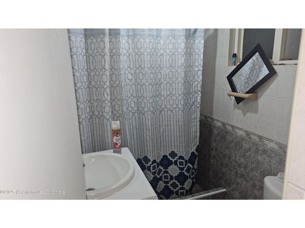 Casa en venta en Canaima, Bogotá · foto 6 de 7
