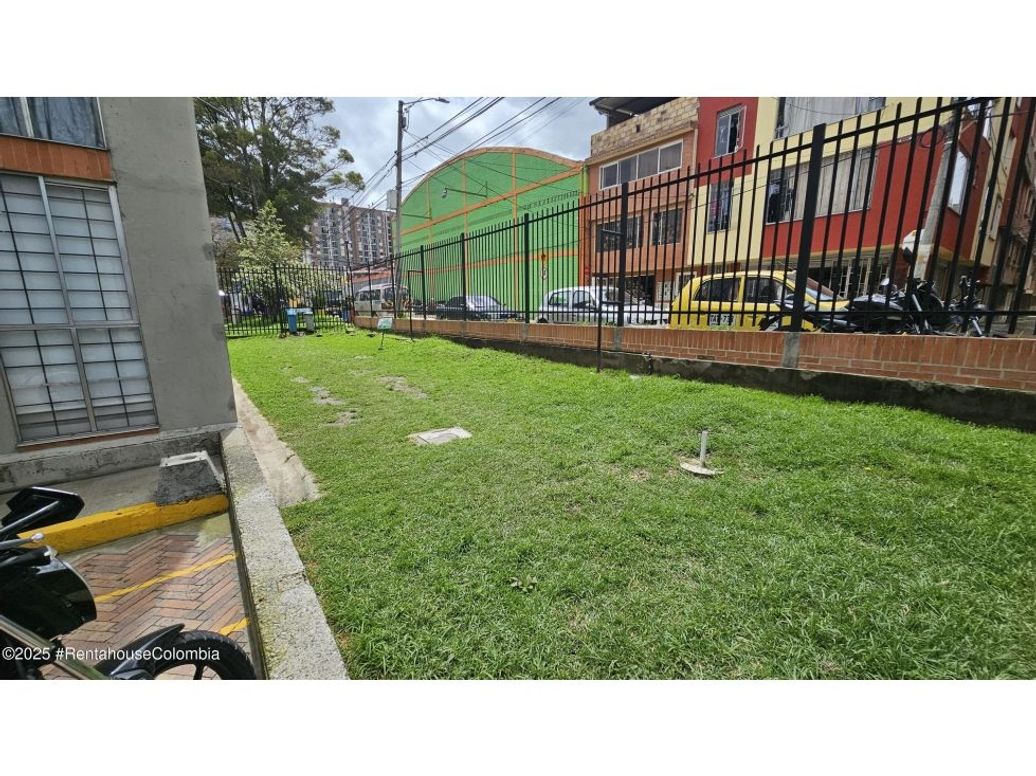 Apartamento de 3 alcobas en venta en Lijaca, Bogotá, 44 m² · foto 17 de 20