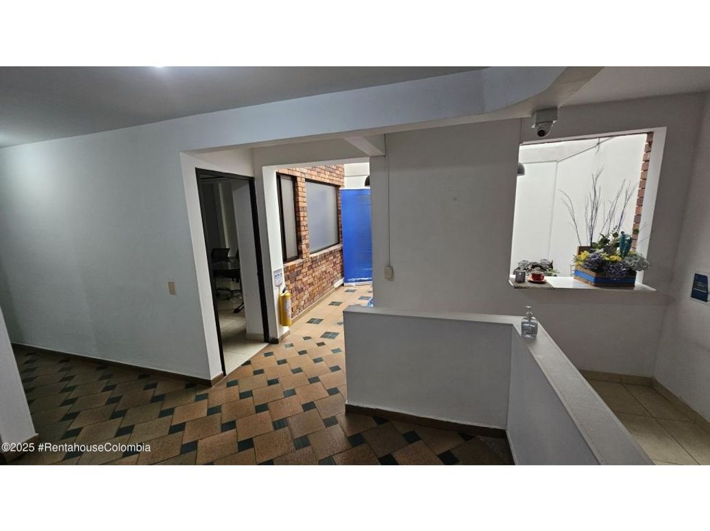 Casa de 7 alcobas en venta en La Soledad, Bogotá, 421 m² · foto 12 de 20