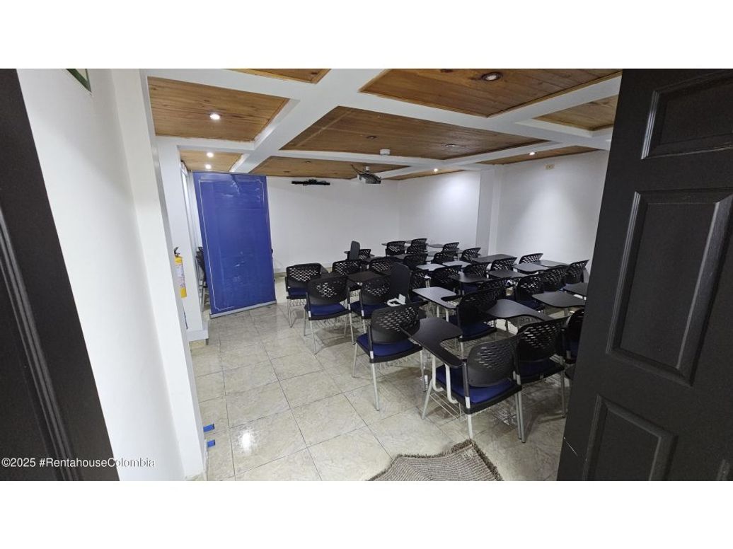Casa de 7 alcobas en venta en La Soledad, Bogotá, 421 m² · foto 10 de 20