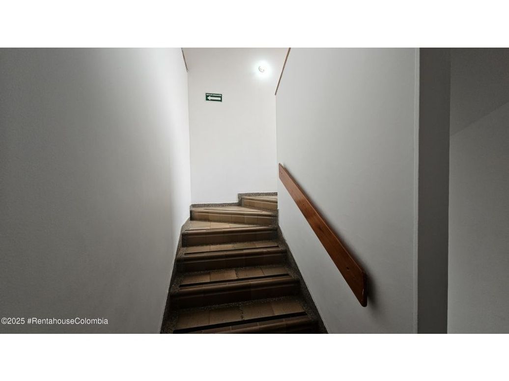 Casa de 7 alcobas en venta en La Soledad, Bogotá, 421 m² · foto 11 de 20