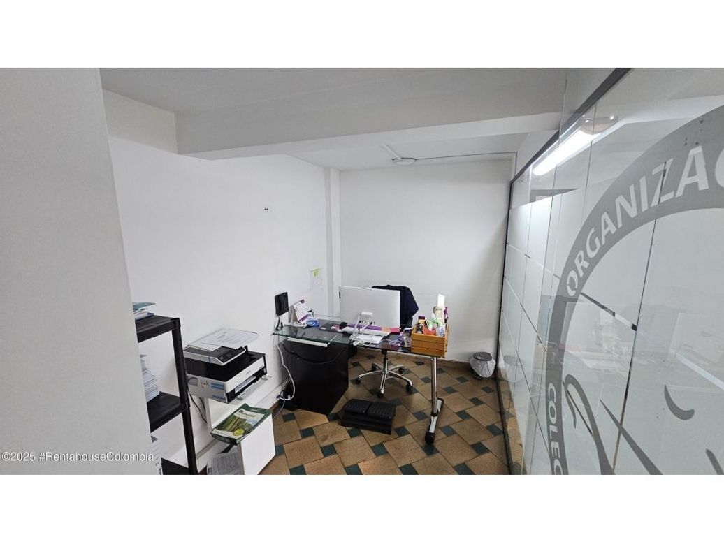 Casa de 7 alcobas en venta en La Soledad, Bogotá, 421 m² · foto 19 de 20