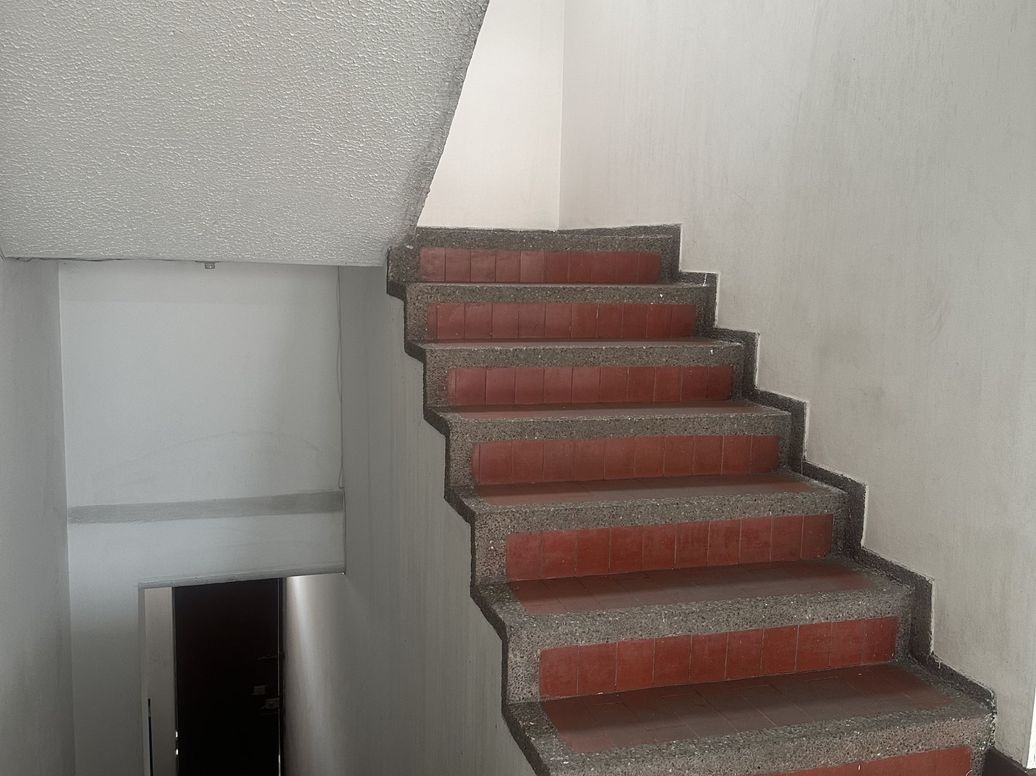 Casa de 6 alcobas en venta en Santa Helenita, Bogotá, 340 m² · foto 8 de 14