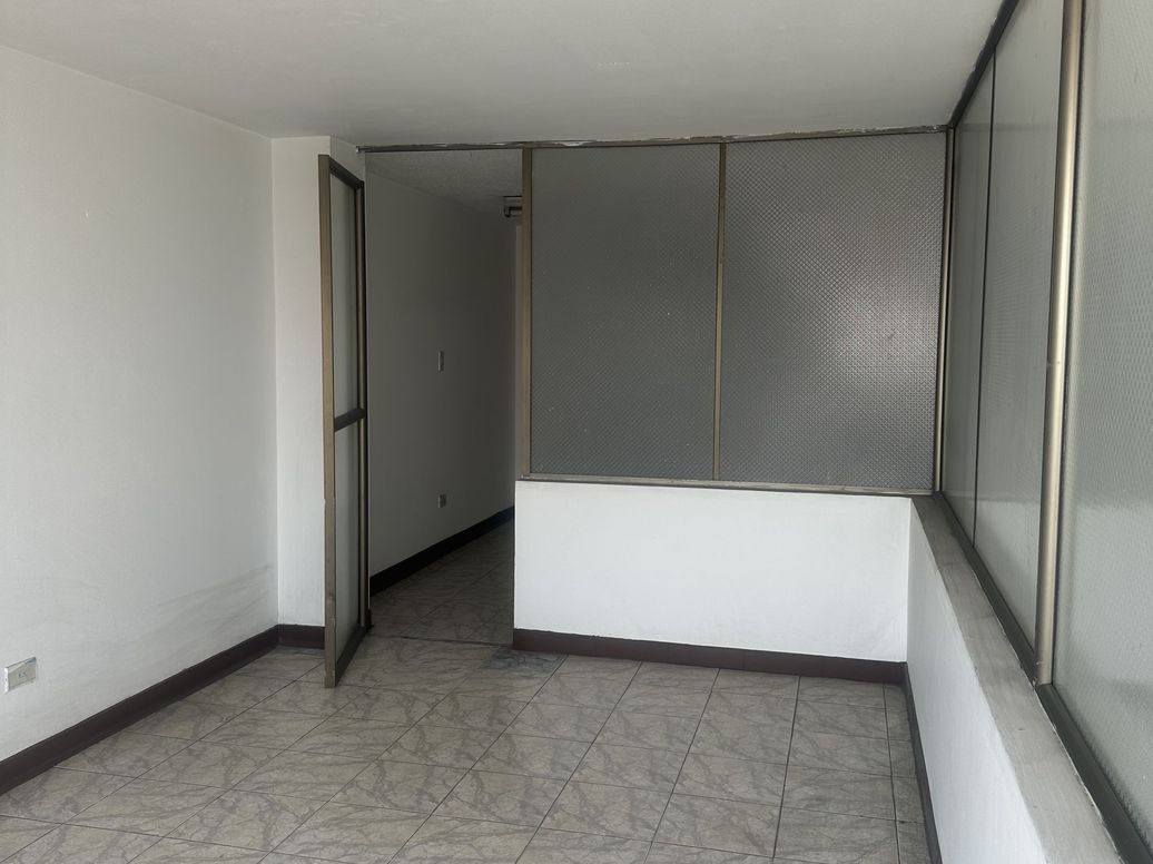 Casa de 6 alcobas en venta en Santa Helenita, Bogotá, 340 m² · foto 14 de 14