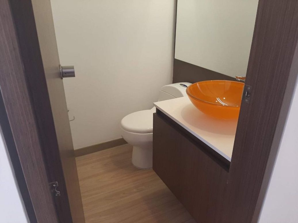 Apartamento de 1 alcoba en venta en Chico Norte Et. Iii, Bogotá, 63 m² · foto 12 de 19