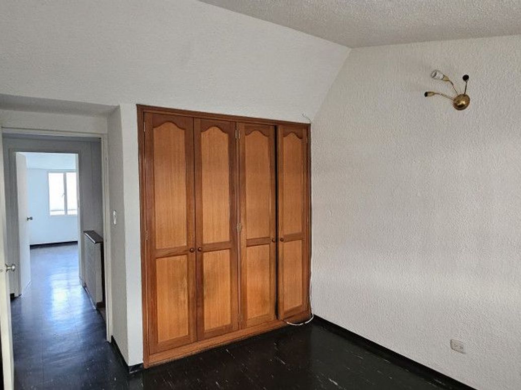 Casa de 4 alcobas en venta en Autopista Muzu, Bogotá, 250 m² · foto 17 de 20