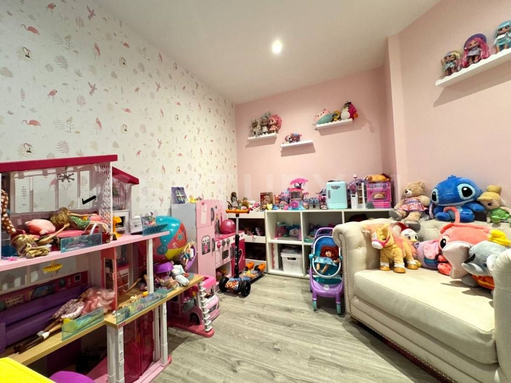 Apartamento de 2 alcobas en venta en Santa Barbara, Bogotá, 180 m² · foto 10 de 15