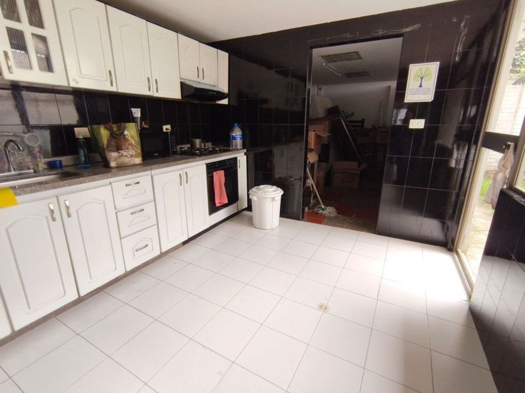 Casa de 5 alcobas en venta en Andes Norte, Bogotá, 420 m² · foto 4 de 20