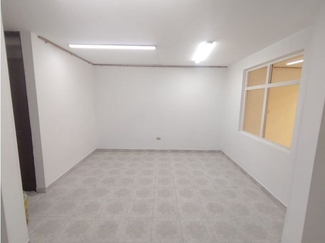 Casa de 4 alcobas en venta en Super Manzana 5, Bogotá, 220 m² · foto 7 de 13
