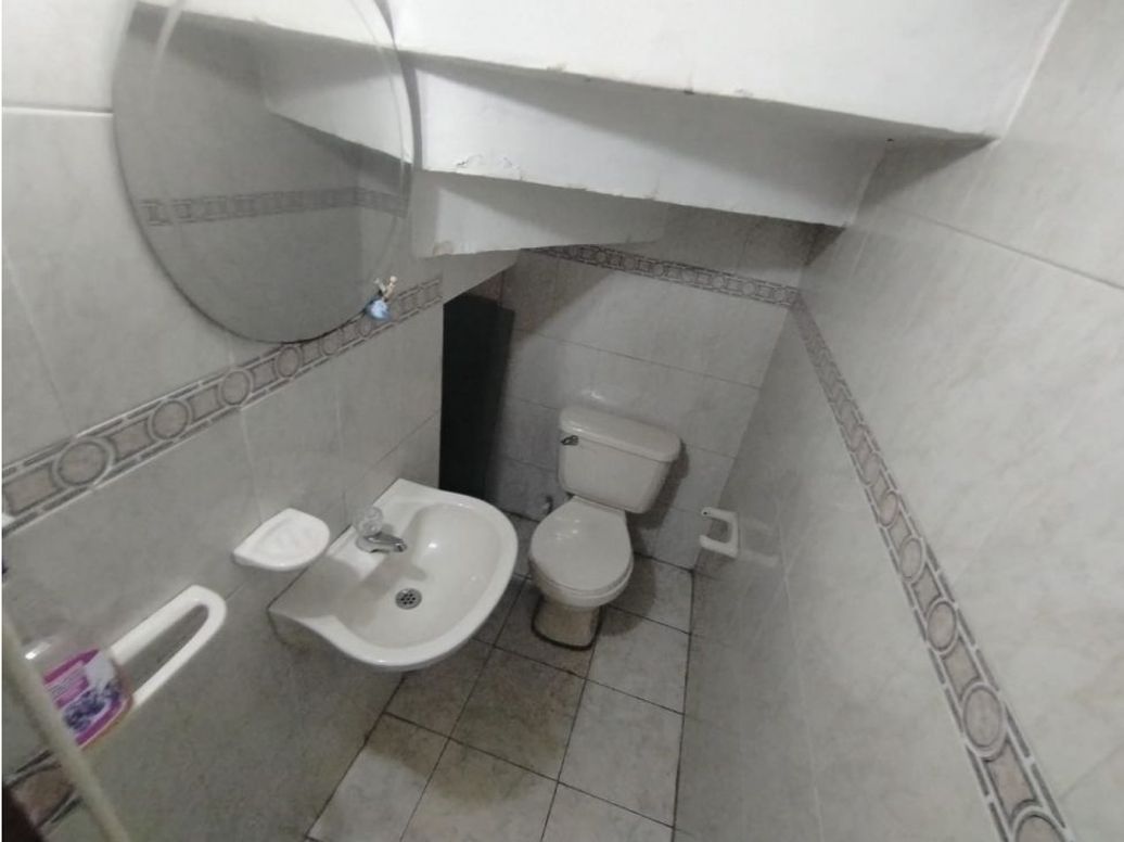 Casa de 4 alcobas en venta en Super Manzana 5, Bogotá, 220 m² · foto 8 de 13