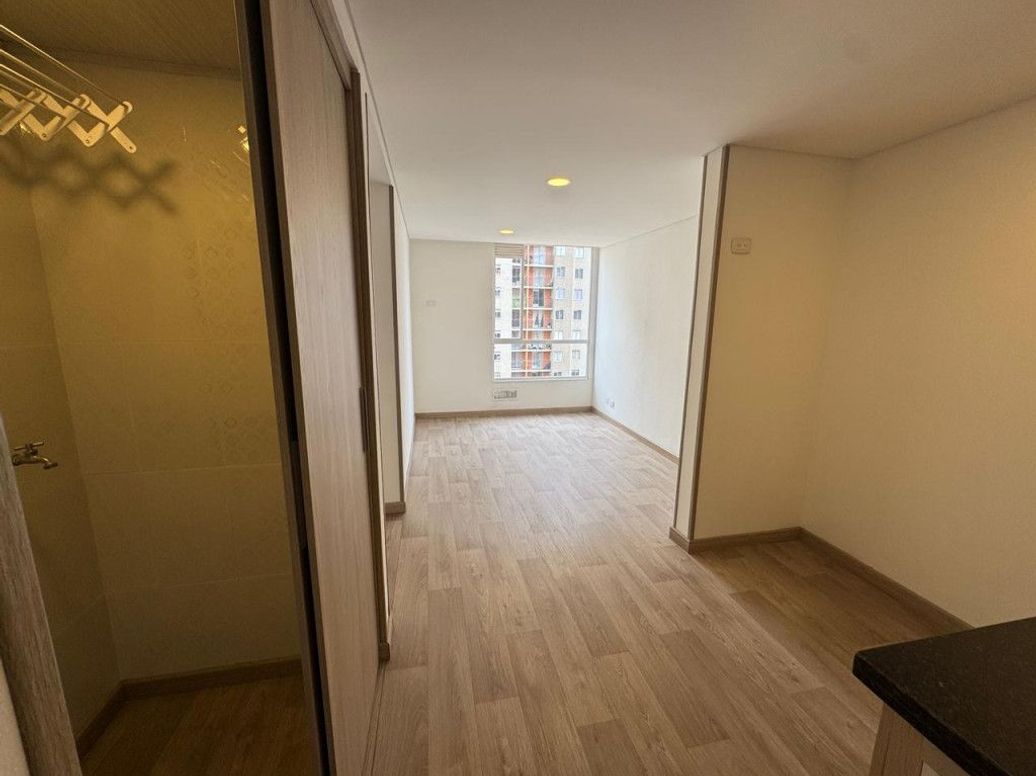 Apartamento de 2 alcobas en venta en El Tintal, Bogotá, 38 m² · foto 3 de 20