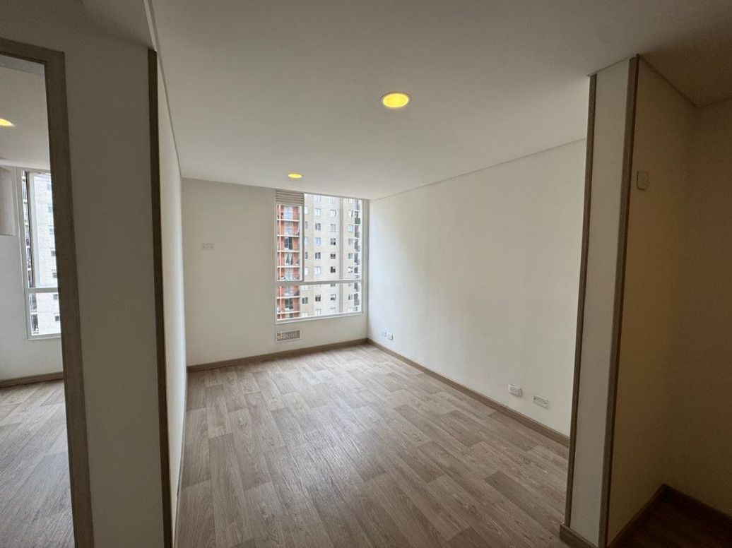 Apartamento de 2 alcobas en venta en El Tintal, Bogotá, 38 m² · foto 6 de 20