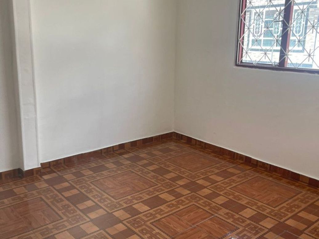 Casa de 16 alcobas en venta en Gustavo Restrepo, Bogotá, 400 m² · foto 9 de 20