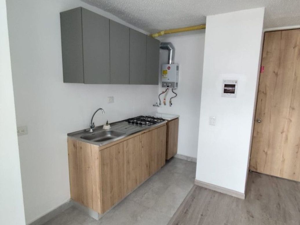 Apartamento de 2 alcobas en venta en La Esperanza, Bogotá, 40 m² · foto 3 de 12