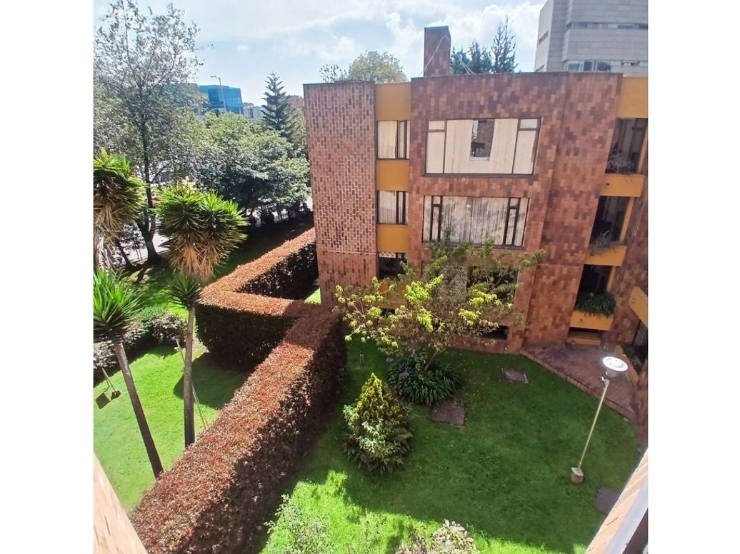Apartamento de 3 alcobas en venta en Teusaquillo, Bogotá, 67 m² · foto 3 de 20