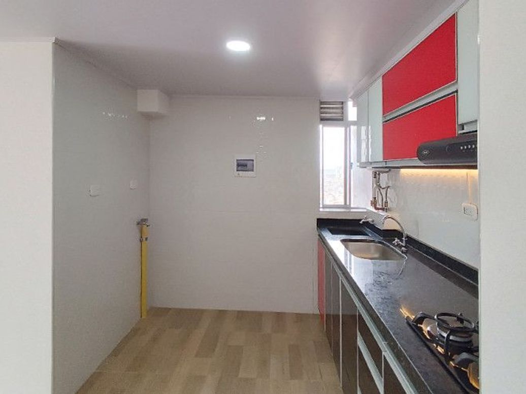 Apartamento de 3 alcobas en venta en La Libertad, Bogotá, 48 m² · foto 3 de 11