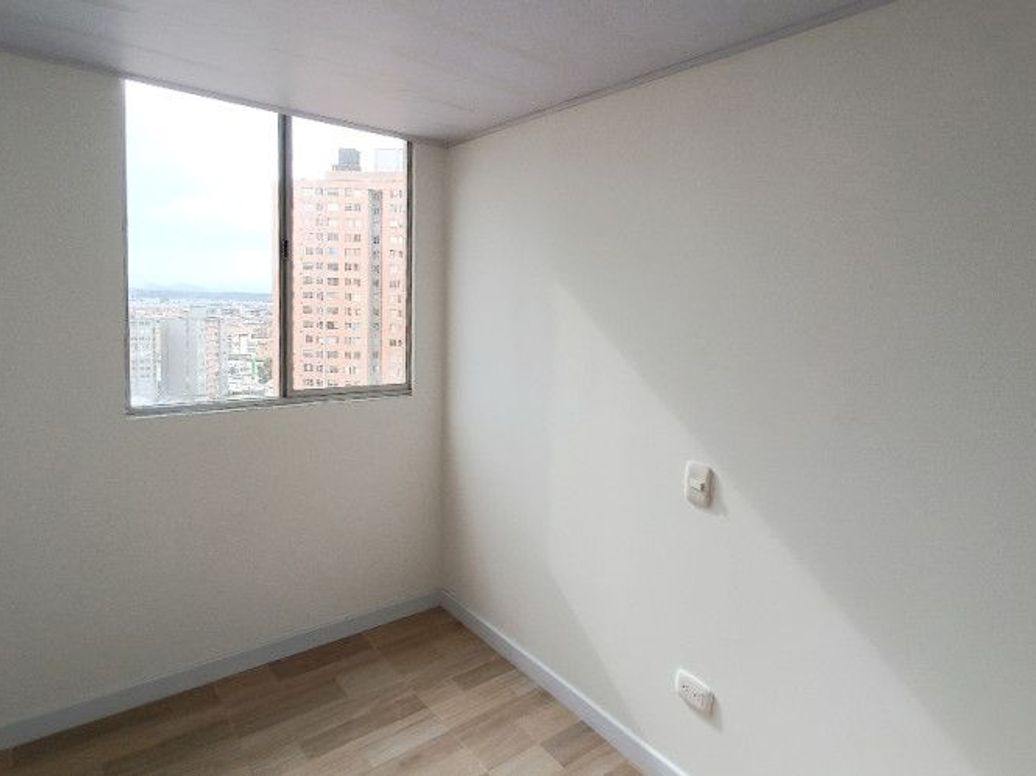 Apartamento de 3 alcobas en venta en La Libertad, Bogotá, 48 m² · foto 9 de 11