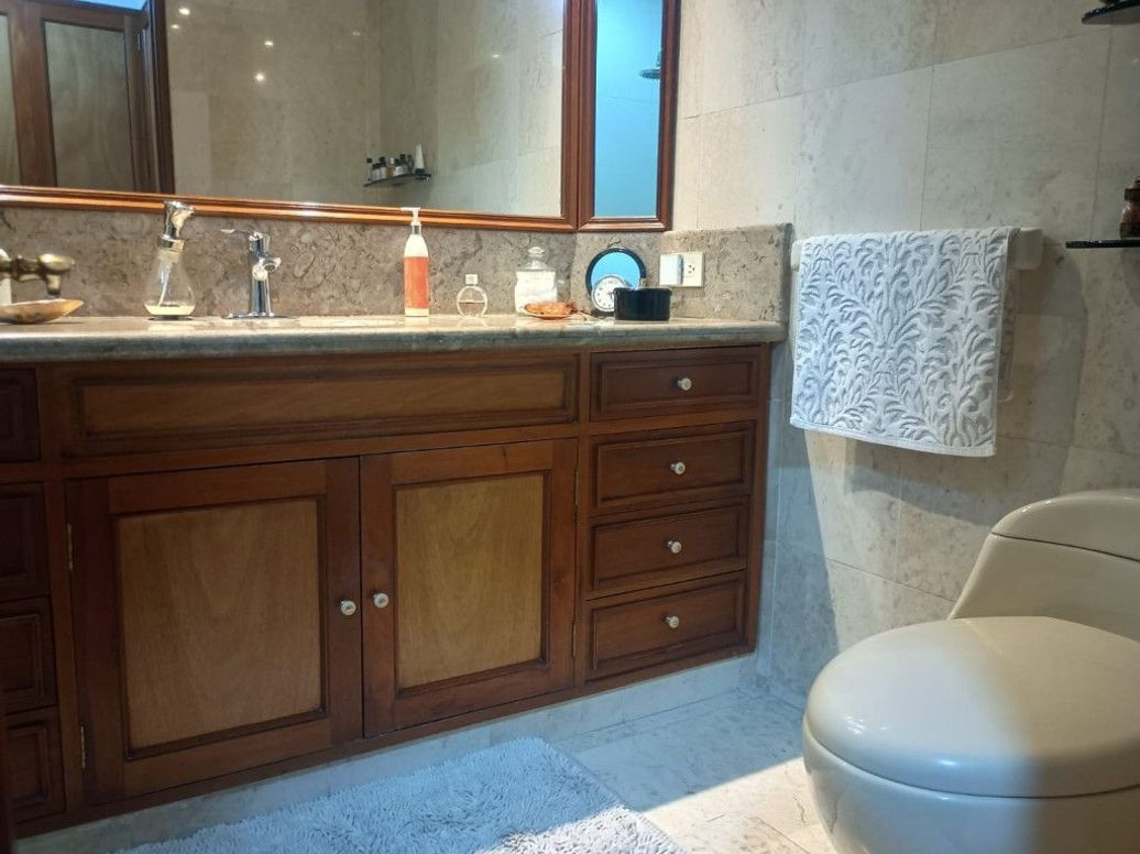 Apartamento de 3 alcobas en venta en Santa Bibiana, Bogotá, 185 m² · foto 9 de 20