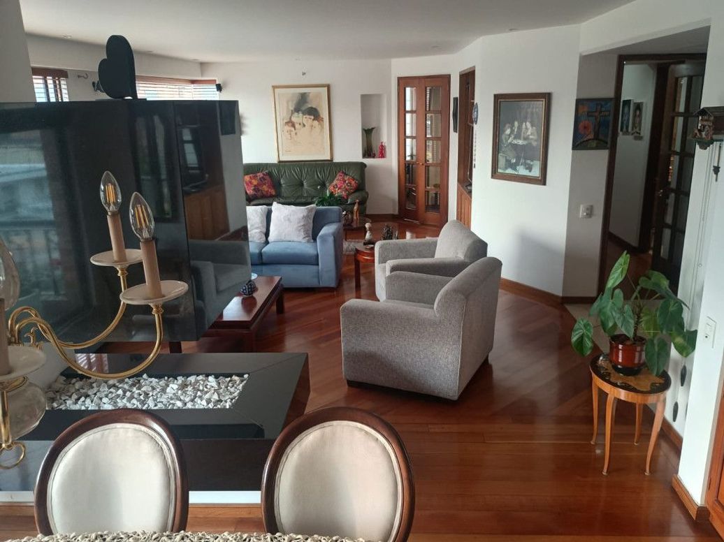 Apartamento de 3 alcobas en venta en Santa Bibiana, Bogotá, 185 m² · foto 14 de 20