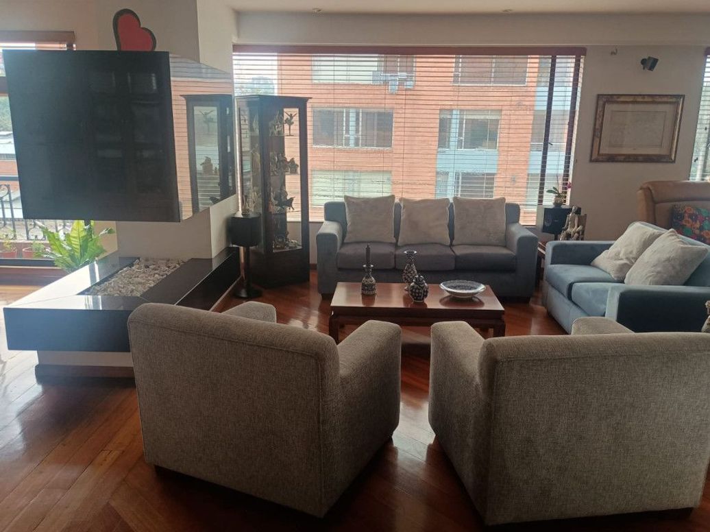 Apartamento de 3 alcobas en venta en Santa Bibiana, Bogotá, 185 m² · foto 5 de 20