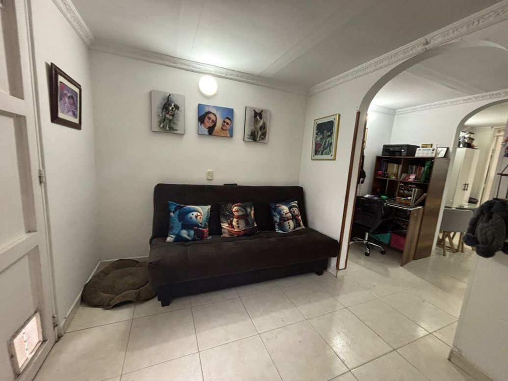 Casa de 3 alcobas en venta en San Antonio Norte, Bogotá, 69 m² · foto 8 de 20